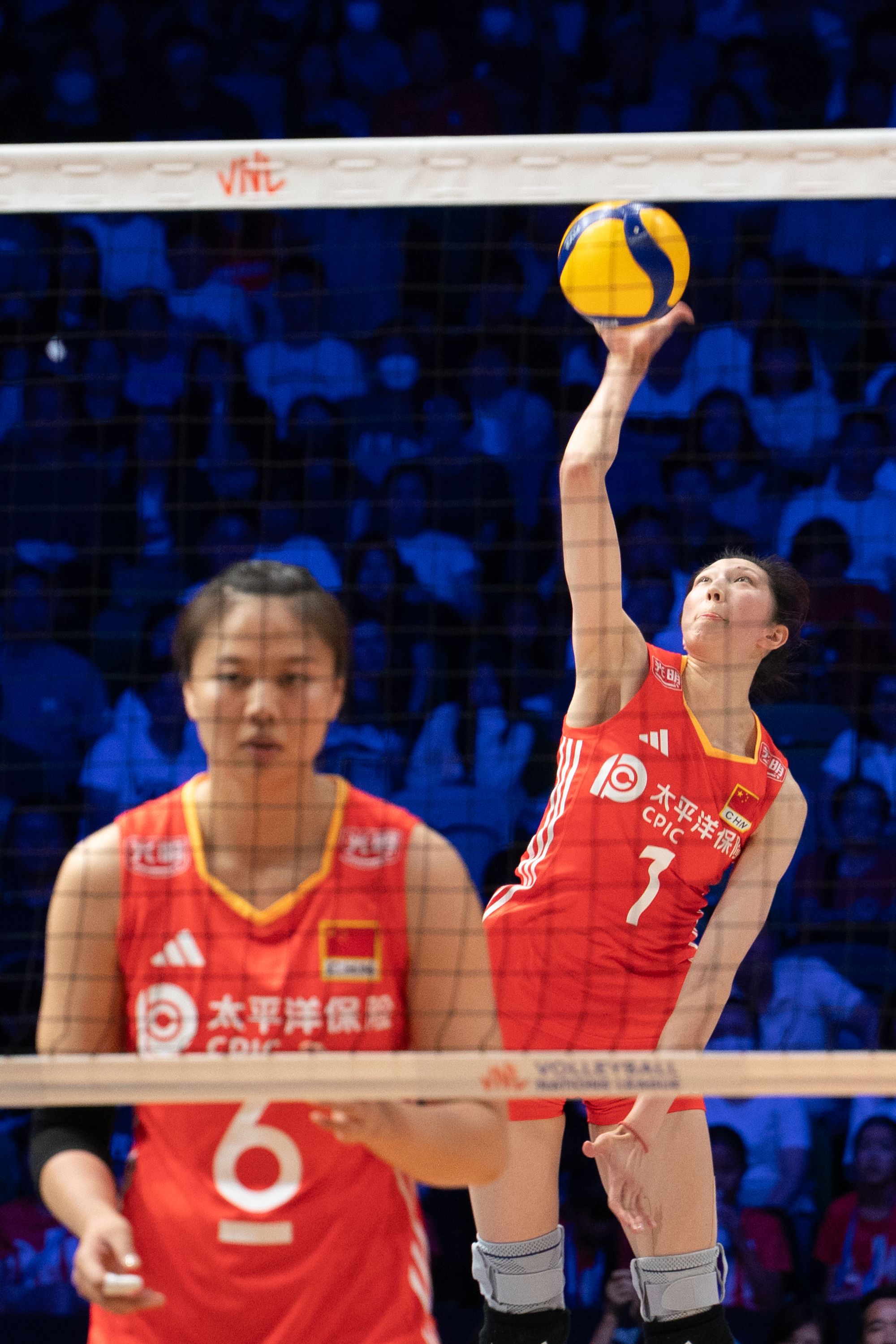 Wu Mengjie jump serve from team china during the match between Japan and China.