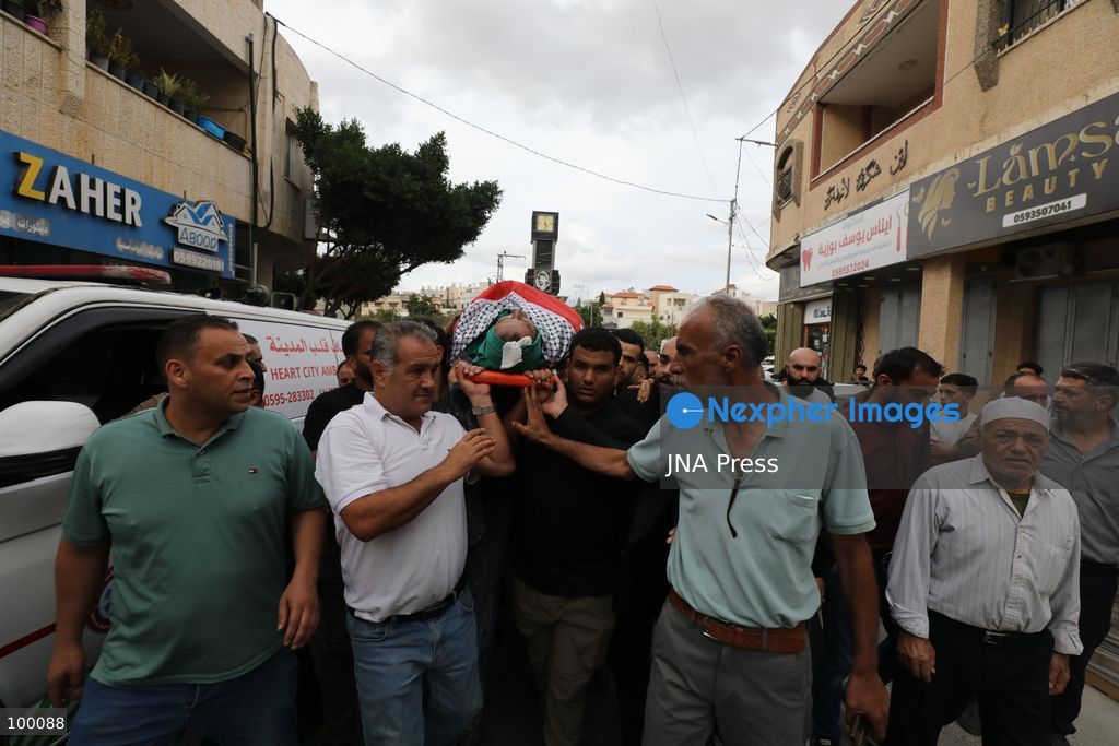 SALFIT, WEST BANK, OCTOBER 1, 2026: Palestinians mourn Mashhour Shaher Muhammad Yassin, 51, during his funeral in Salfit city, following his death after sustaining gunshot wounds during an attack in the nearby village of Yasuf, east of Salfit. Palestinian health authorities said Yassin was killed by settler gunfire during the attack, while Israeli military officials said they were looking into the details of the incident. Photo by Nedal Shtieh / JNA Press (Photo by Nedal Shtieh/JNA Press via Nexpher Images)