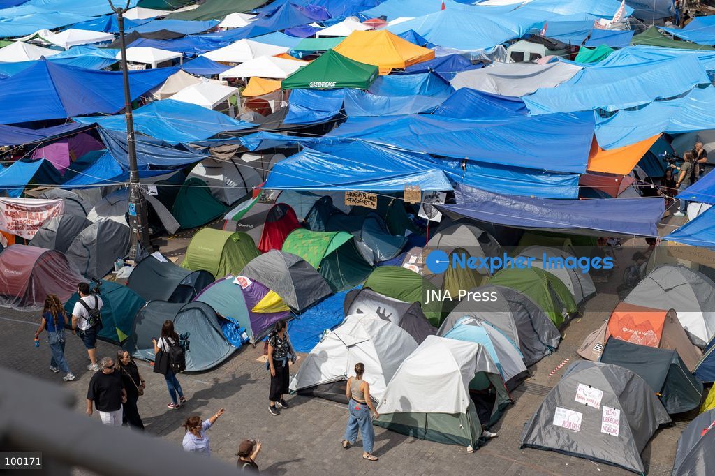 MADRID, SPAIN, OCTOBER 1, 2026: Hundreds of tents remain at Puerta del Sol on the sixth day of a housing rights encampment organized by housing activists following the eviction of Maricarmen Abascal, an 87-year-old woman who was forced to leave her rented home in Madrid after living there for 71 years. The encampment, initially called by the Sindicato de Inquilinas (Tenants' Union), has grown as individuals and organizations join the protest demanding stronger tenant protections and measures to address Spain's housing crisis. Photo by C. Carvajal / JNA Press. (Photo by C. Carvajal/JNA Press via Nexpher Images)