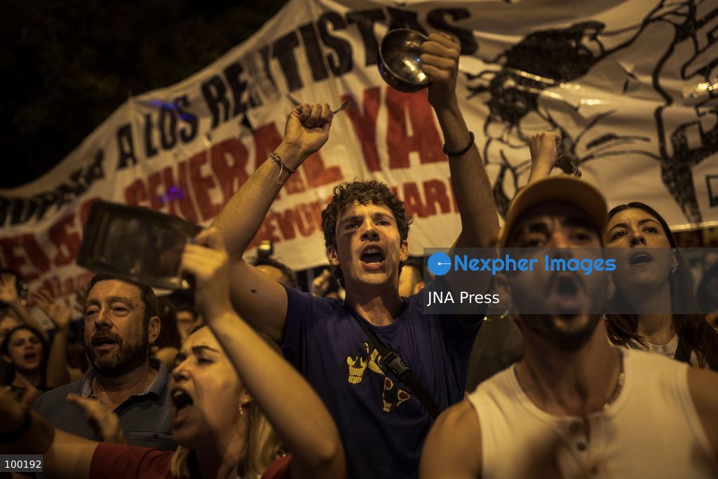 MADRID, SPAIN, OCTOBER 1, 2026: Hundreds of housing rights protesters demonstrate outside Madrid City Hall on the sixth day of an encampment at Puerta del Sol, opposing real estate speculation and calling for greater access to affordable housing. The protest reflects growing concerns over housing affordability and tenant protections amid Spain's ongoing housing crisis. The encampment was initially organized by the Sindicato de Inquilinas (Tenants' Union) following the eviction of an elderly woman from her home in Madrid. Photo by Jairo Martin / JNA Press. (Photo by Jairo Vargas MartÃn/JNA Press via Nexpher Images)