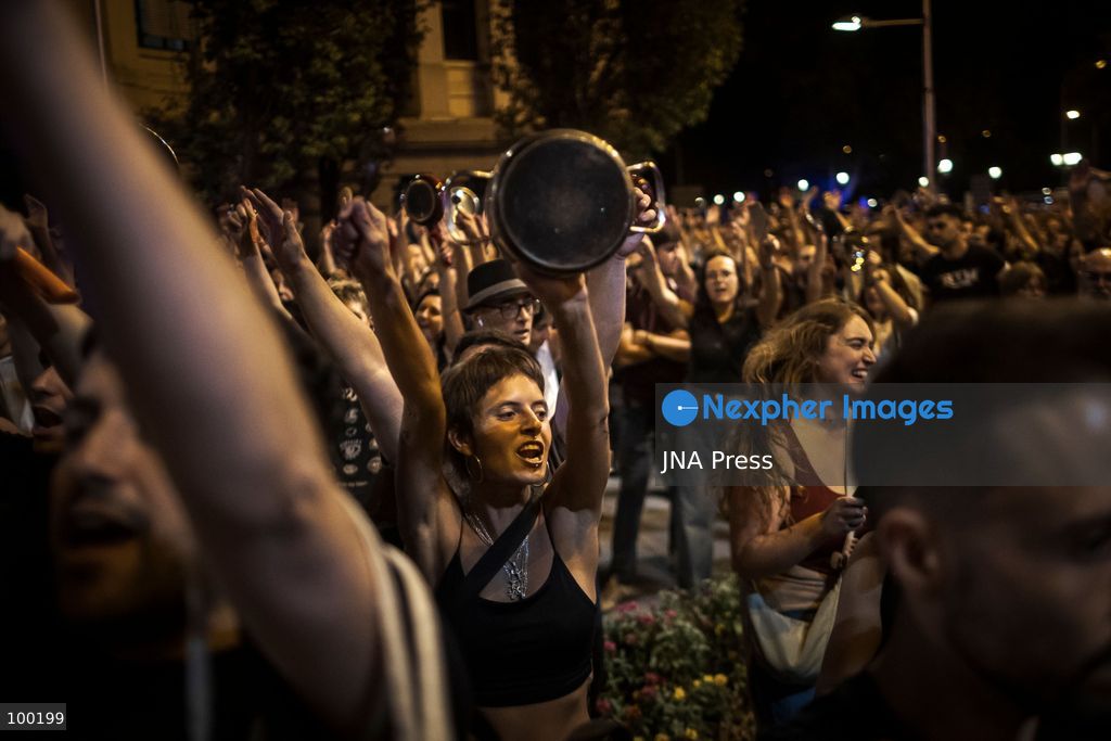 MADRID, SPAIN, OCTOBER 1, 2026: Hundreds of housing rights protesters demonstrate outside Madrid City Hall on the sixth day of an encampment at Puerta del Sol, opposing real estate speculation and calling for greater access to affordable housing. The protest reflects growing concerns over housing affordability and tenant protections amid Spain's ongoing housing crisis. The encampment was initially organized by the Sindicato de Inquilinas (Tenants' Union) following the eviction of an elderly woman from her home in Madrid. Photo by Jairo Martin / JNA Press. (Photo by Jairo Vargas MartÃn/JNA Press via Nexpher Images)