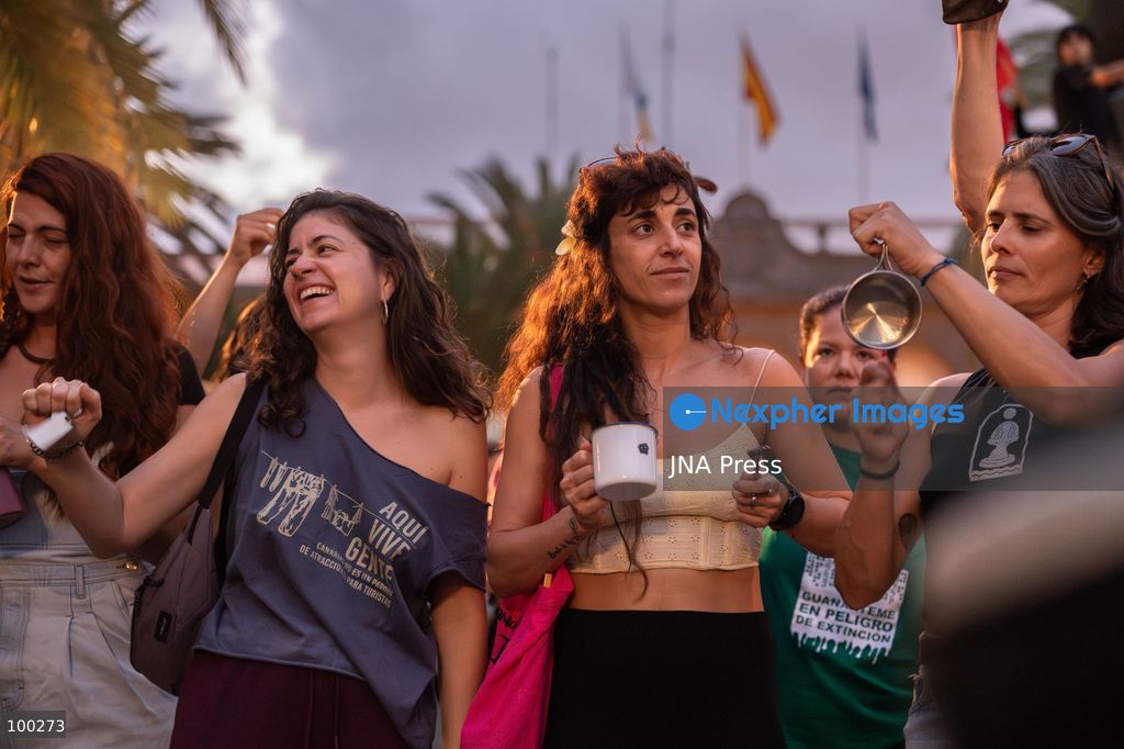 LAS PALMAS DE GRAN CANARIA, SPAIN, OCTOBER 1, 2026: People continue to camp in Plaza de la Feria in Las Palmas de Gran Canaria on the third day of a protest demanding greater access to affordable housing. The encampment is part of broader mobilizations over Spain's housing crisis, with protesters calling for measures to curb rising rents and real estate speculation and improve housing security. Housing protests and encampments have also taken place in other Spanish cities, including Madrid, where demonstrations followed the eviction of 87-year-old Maricarmen Abascal from her home. Photo by Alex Basha / JNA Press. (Photo by Alex Basha/JNA Press via Nexpher Images)