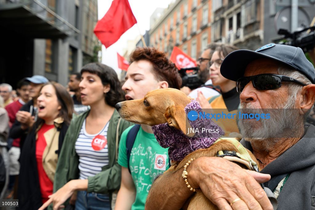 MADRID, SPAIN, OCTOBER 2, 2026: Members and supporters of the Sindicato de Inquilinas e Inquilinos de Madrid take part in a demonstration outside the Congress of Deputies as lawmakers debate and vote on two government housing decrees aimed at strengthening tenant protections and increasing affordable housing supply. Photo by Tomas Calle / JNA Press. (Photo by Tomas Calle/JNA Press via Nexpher Images)