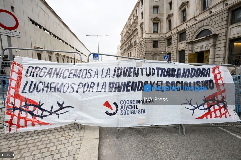 MADRID, SPAIN, OCTOBER 2, 2026: Members and supporters of the Sindicato de Inquilinas e Inquilinos de Madrid take part in a demonstration outside the Congress of Deputies as lawmakers debate and vote on two government housing decrees aimed at strengthening tenant protections and increasing affordable housing supply. Photo by Tomas Calle / JNA Press. (Photo by Tomas Calle/JNA Press via Nexpher Images)