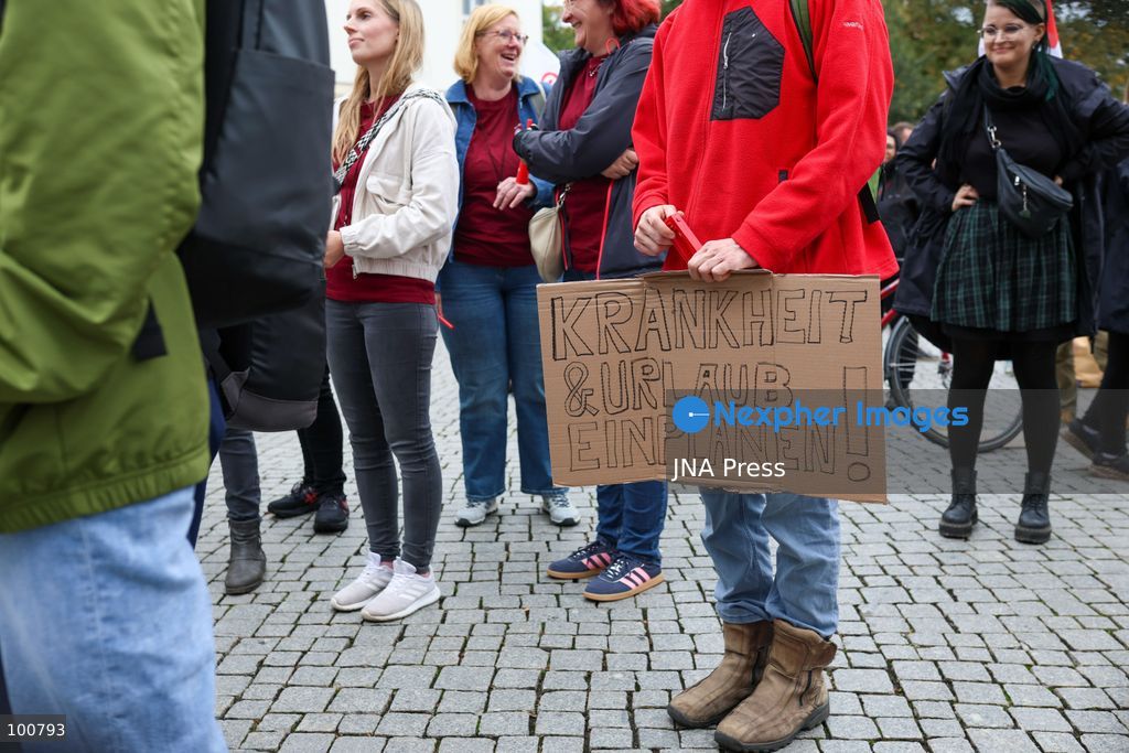 LEIPZIG, GERMANY, OCTOBER 2, 2026: Families, childcare workers and educators demonstrate in Leipzig over staffing, funding and working conditions at daycare centres and after-school care facilities. Parents and children joined childcare employees as protesters marched through the city calling attention to concerns over the availability and quality of childcare services in Leipzig and the wider state of Saxony. Photo by Maria Castro / JNA Press. (Photo by Maria Castro/JNA Press via Nexpher Images)