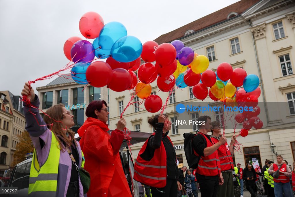 LEIPZIG, GERMANY, OCTOBER 2, 2026: Families, childcare workers and educators demonstrate in Leipzig over staffing, funding and working conditions at daycare centres and after-school care facilities. Parents and children joined childcare employees as protesters marched through the city calling attention to concerns over the availability and quality of childcare services in Leipzig and the wider state of Saxony. Photo by Maria Castro / JNA Press. (Photo by Maria Castro/JNA Press via Nexpher Images)