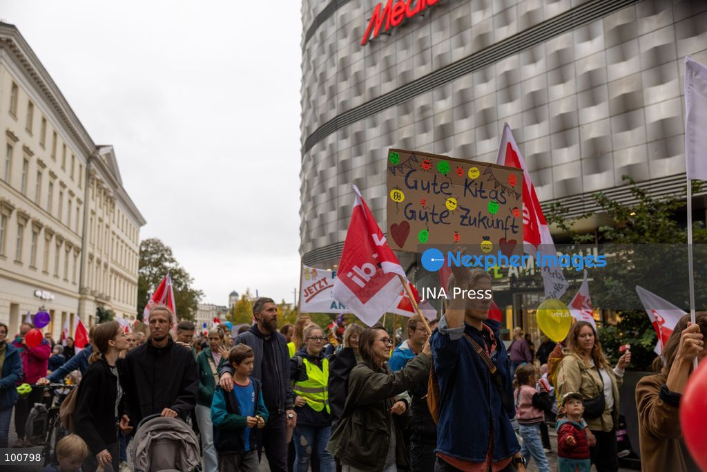 LEIPZIG, GERMANY, OCTOBER 2, 2026: Families, childcare workers and educators demonstrate in Leipzig over staffing, funding and working conditions at daycare centres and after-school care facilities. Parents and children joined childcare employees as protesters marched through the city calling attention to concerns over the availability and quality of childcare services in Leipzig and the wider state of Saxony. Photo by Maria Castro / JNA Press. (Photo by Maria Castro/JNA Press via Nexpher Images)