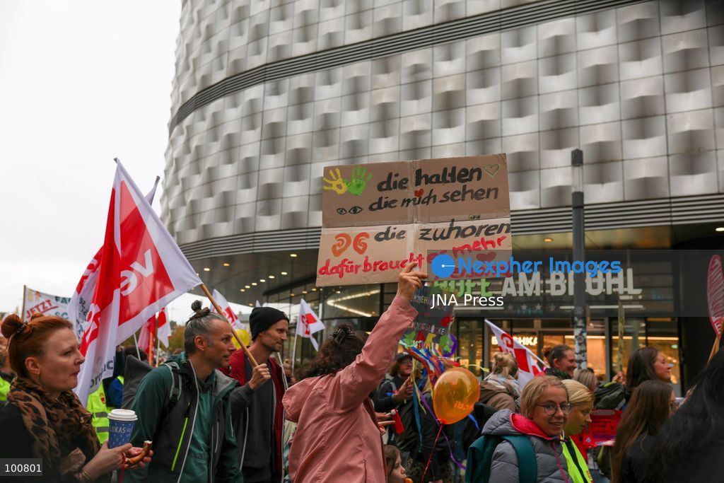 LEIPZIG, GERMANY, OCTOBER 2, 2026: Families, childcare workers and educators demonstrate in Leipzig over staffing, funding and working conditions at daycare centres and after-school care facilities. Parents and children joined childcare employees as protesters marched through the city calling attention to concerns over the availability and quality of childcare services in Leipzig and the wider state of Saxony. Photo by Maria Castro / JNA Press. (Photo by Maria Castro/JNA Press via Nexpher Images)