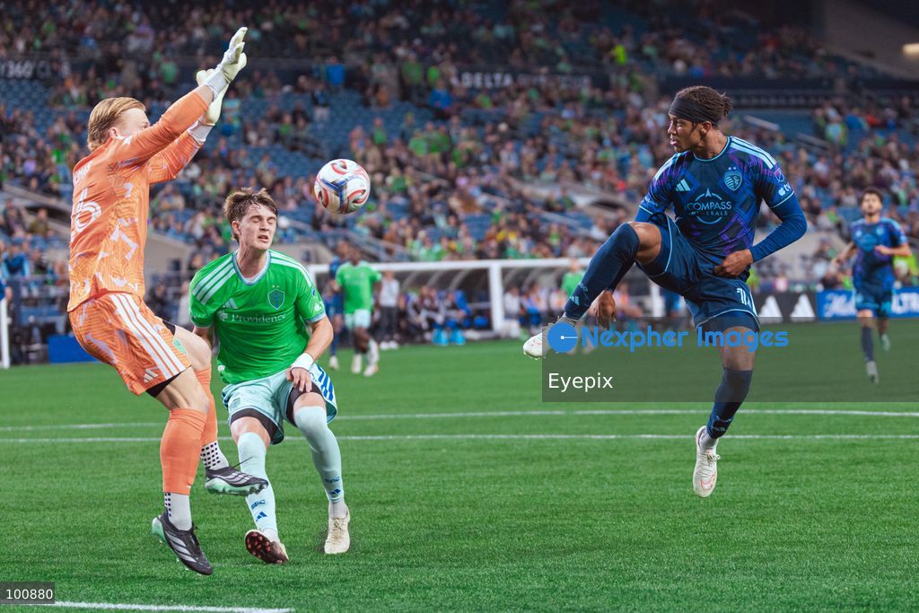 Calvin Harris #14 of Sporting Kansas City shoots the ball during the MLS match between Sounders FC and Sporting Kansas City at Lumen Field. on October 1, 2026 in Seattle, Washington. (Photo by Jules Doyle/ Eyepix Group) (Photo by Jules Doyle/ Eyepix Group/Eyepix via Nexpher Images)