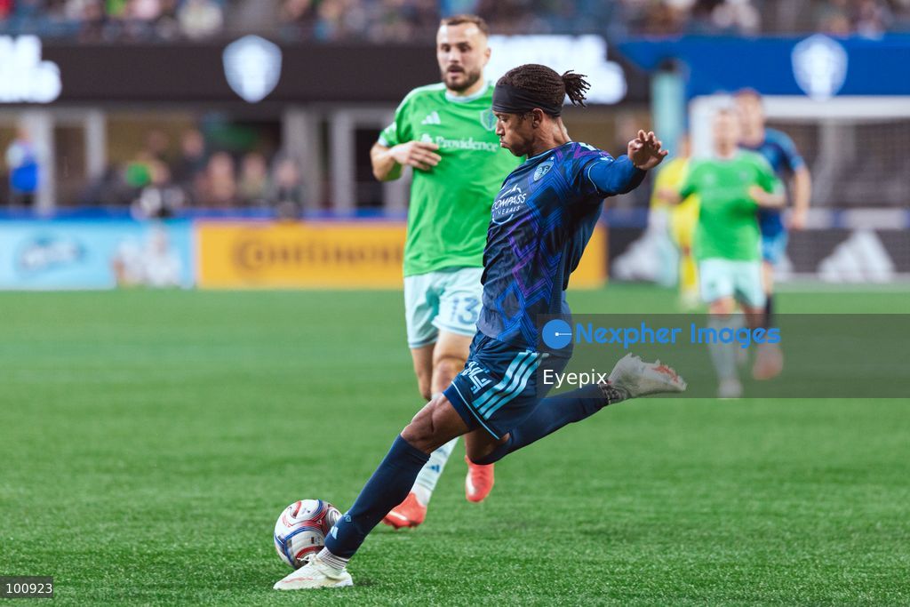 Calvin Harris #14 of Sporting Kansas City shoots the ball during the MLS match between Sounders FC and Sporting Kansas City at Lumen Field. on October 1, 2026 in Seattle, Washington. (Photo by Jules Doyle/ Eyepix Group) (Photo by Jules Doyle/ Eyepix Group/Eyepix via Nexpher Images)