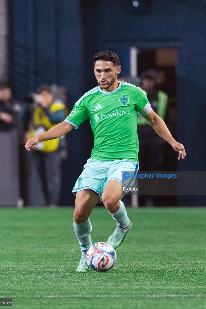 Cristian Roldan #7 of Seattle Sounders FC dribbles the ball during the MLS match between Sounders FC and Sporting Kansas City at Lumen Field. on October 1, 2026 in Seattle, Washington. (Photo by Jules Doyle/ Eyepix Group) (Photo by Jules Doyle/ Eyepix Group/Eyepix via Nexpher Images)