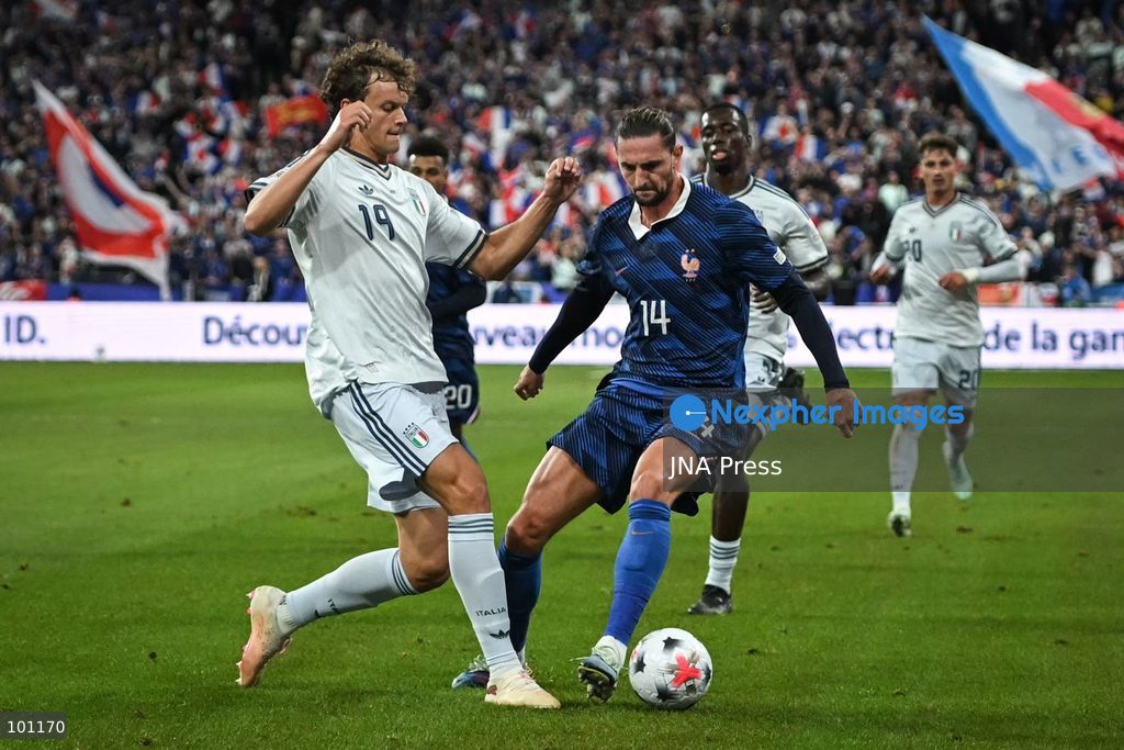 PARIS, FRANCE - OCTOBER 2, 2026: French midfielder Adrien Rabiot fights for the ball during the Nations League football match between France and Italy at the Stade de France stadium in Saint Denis near Paris on October 2, 2026. Photo by Firas Abdullah / JNA Press (Photo by Firas Abdullah/JNA Press via Nexpher Images)