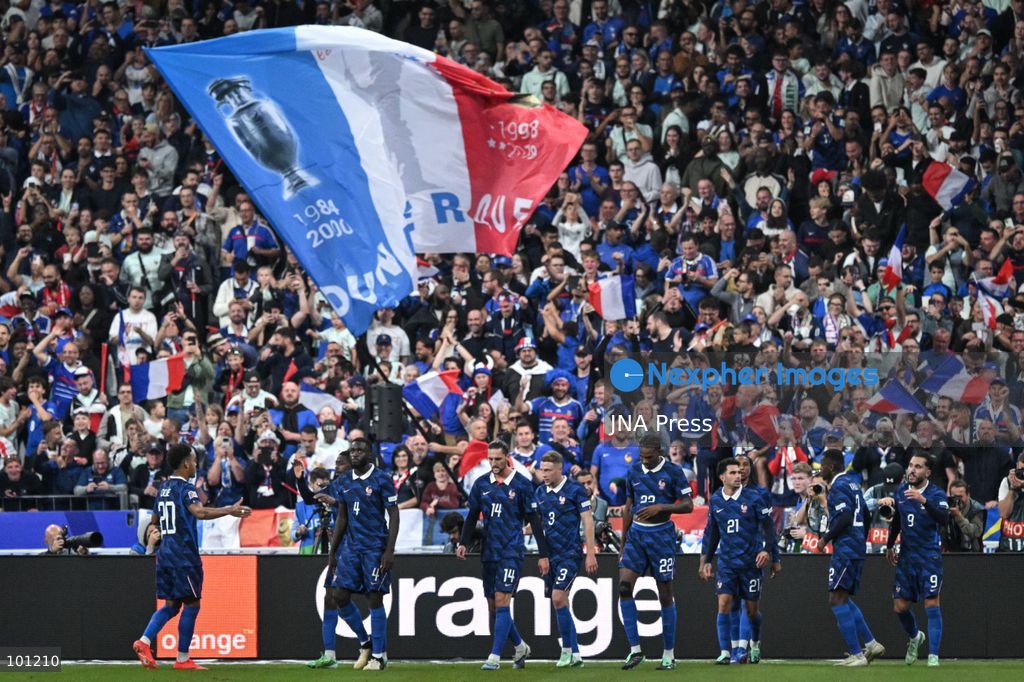PARIS, FRANCE - OCTOBER 2, 2026: French players celebrate scoring a goal during the Nations League football match between France and Italy at the Stade de France stadium in Saint Denis near Paris on October 2, 2026. Photo by Firas Abdullah / JNA Press (Photo by Firas Abdullah/JNA Press via Nexpher Images)