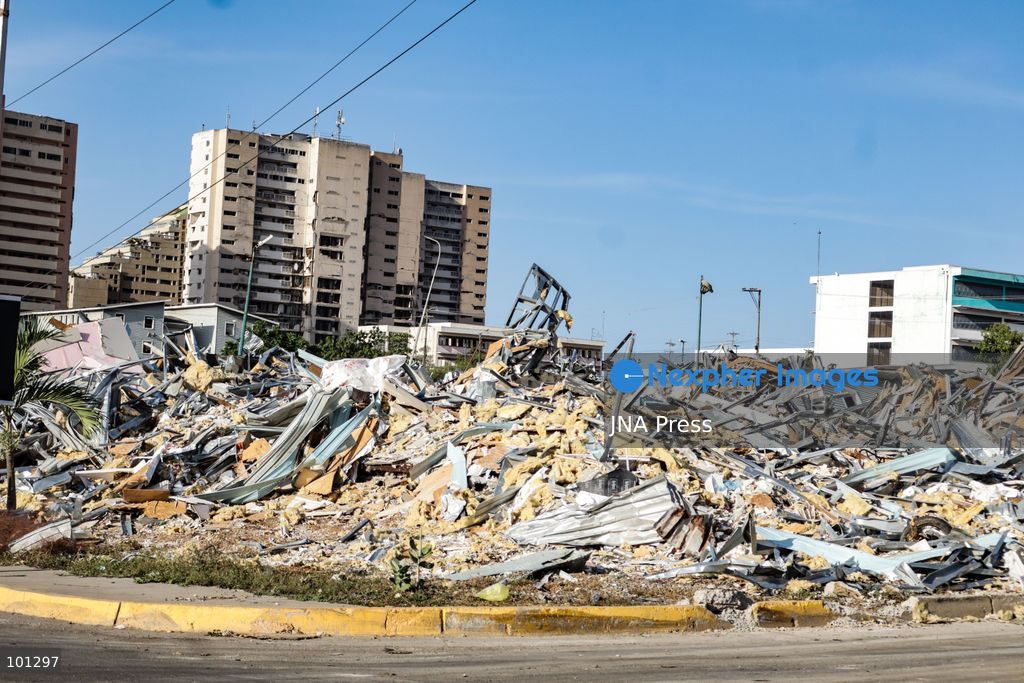 LA GUAIRA, VENEZUELA, OCTOBER 3, 2026: Debris, twisted metal and damaged structures remain in parts of La Guaira 100 days after the June 24 earthquake devastated communities along Venezuela's Caribbean coast. While major roads in areas including Los Corales, Caraballeda and Caribe have been cleared, extensive debris and damaged infrastructure remain in some residential areas, including the heavily affected Hugo Chavez housing complex. The scenes highlight the continuing recovery and reconstruction challenges three months after the disaster. Photo by Mario Flores/ JNA Press. (Photo by Mario Flores/JNA Press via Nexpher Images)