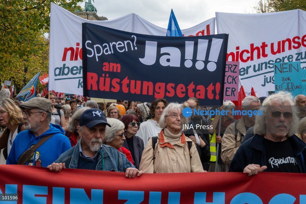 BERLIN, GERMANY – OCTOBER 3, 2026: Thousands of people took part in a peace demonstration in central Berlin on German Unity Day. A coalition of peace initiatives, trade unions, and political and civil-society groups organized the protest. The demonstrators focused on military rearmament, the possible reintroduction of conscription, and Germany’s military policy. The march began at the Brandenburg Gate and continued through the government district before concluding with a rally. The demonstration brought together participants expressing opposition to Germany’s current and proposed military policies on a national public holiday. Photo by Jess Flom / JNA Press. (Photo by jess flom/JNA Press via Nexpher Images)