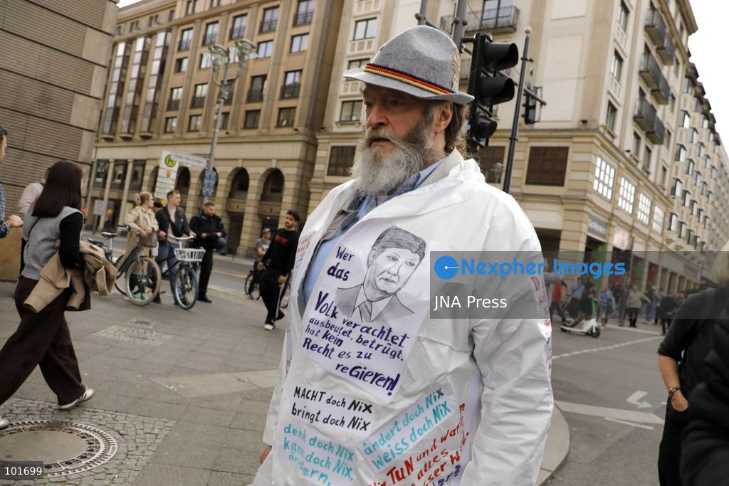 BERLIN, GERMANY, OCTOBER 3, 2026: Thousands of people march through central Berlin during a peace demonstration against military rearmament, compulsory military service and war on German Unity Day. Protesters gathered near the Brandenburg Gate before marching through the city, with trade unions, peace movements, political groups and a pro-Palestinian bloc taking part. Berlin police estimated attendance at around 5,800, while organizers put the number at more than 20,000. Police detained at least two protesters during the demonstration. Photo by Alessia Cocca / JNA Press (Photo by Alessia Cocca/JNA Press via Nexpher Images)