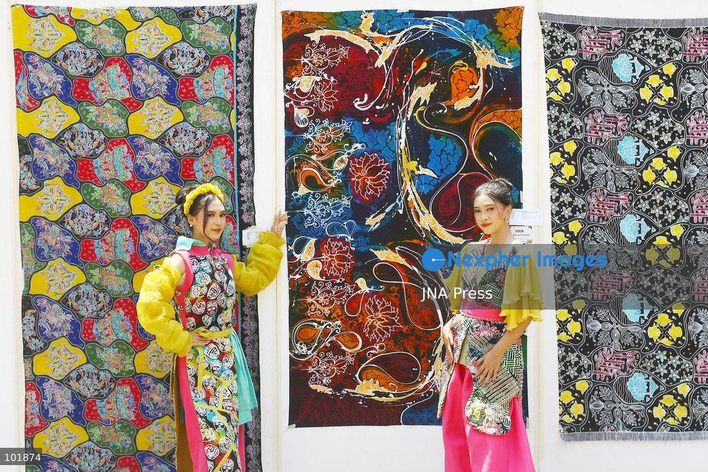 MALANG, EAST JAVA, INDONESIA, OCTOBER 4, 2026: Visitors and artisans take part in National Batik Day celebrations in Malang, featuring batik-making workshops, textile exhibitions and fashion shows showcasing traditional Indonesian designs. Batik is produced using a wax-resist dyeing technique, with patterns traditionally applied using a canting tool. Indonesian batik was inscribed by UNESCO on its Representative List of the Intangible Cultural Heritage of Humanity in 2009. Photo by Hayu Yudha Prabowo / JNA Press. (Photo by Hayu Yudha Prabowo/JNA Press via Nexpher Images)