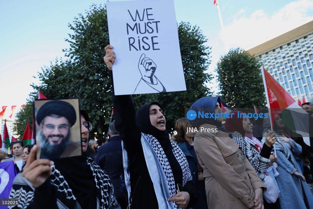 ISTANBUL, TURKIYE, OCTOBER 4, 2026: Demonstrators from left-wing and socialist organizations march from Taksim toward Dolmabahce in Istanbul in solidarity with Palestinians. Participants carried Palestinian flags and chanted slogans while protesting Israel’s military operations in Gaza and calling attention to the humanitarian situation facing Palestinians. Photo by Dilara Acikgoz / JNA Press. (Photo by Dilara Acikgoz/JNA Press via Nexpher Images)