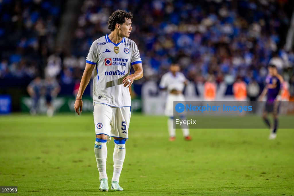 Jesus Orozco Chiquete #5 of Cruz Azul looks on during the friendly football match  between Los Angeles Galaxy and Cruz Azul at Dignity Health Sport Park. on October 4, 2026 in Carson, California. (Photo by Arturo Cordero/ Eyepix Group) (Photo by Arturo Cordero/ Eyepix Group/Eyepix via Nexpher Images)