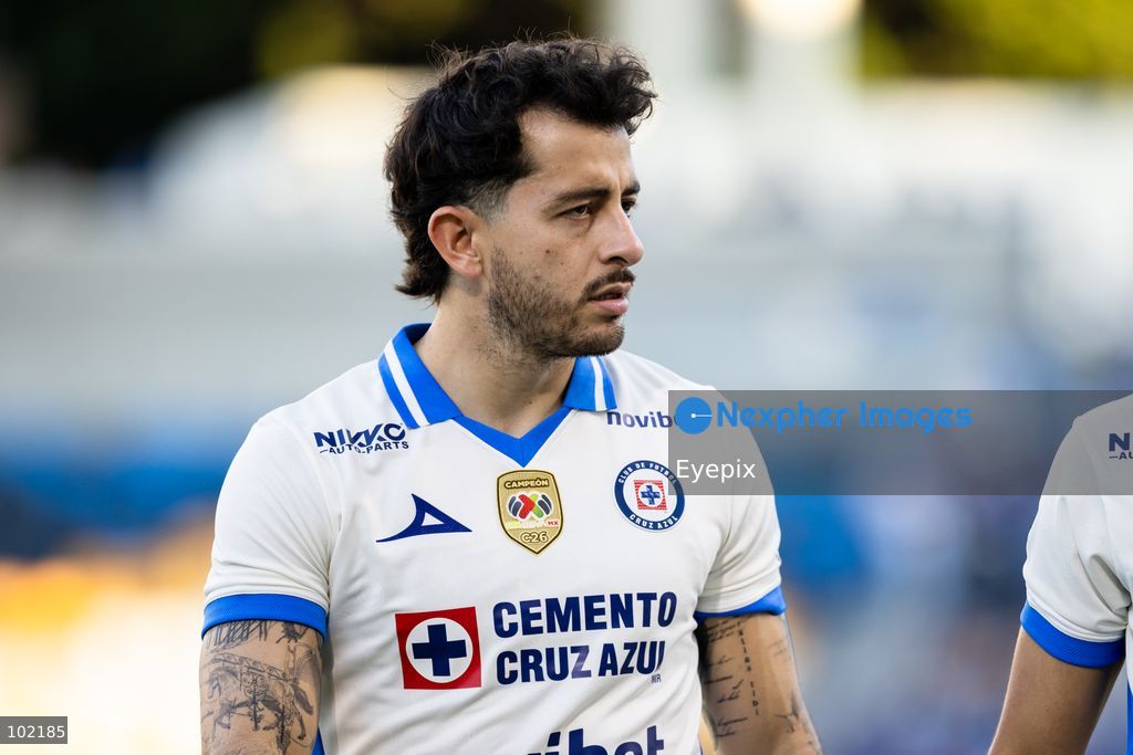 Alan Mozo #2 of Cruz Azul looks on during the friendly football match  between Los Angeles Galaxy and Cruz Azul at Dignity Health Sport Park. on October 4, 2026 in Carson, California. (Photo by Arturo Cordero/ Eyepix Group) (Photo by Arturo Cordero/ Eyepix Group/Eyepix via Nexpher Images)
