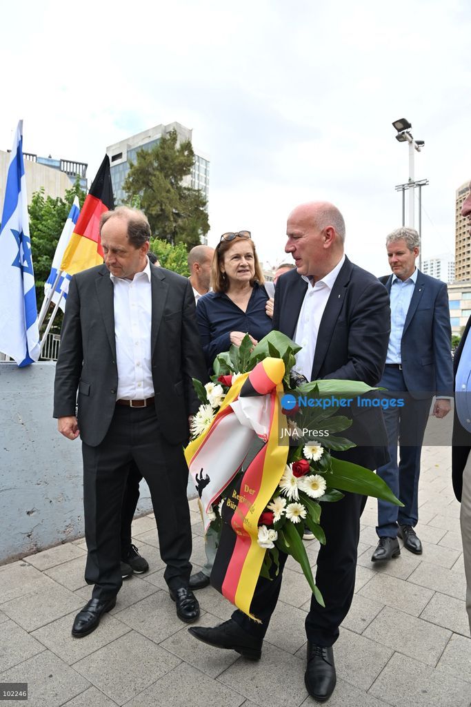 TEL AVIV, ISRAEL, OCTOBER 6, 2026: Tel Aviv-Yafo Mayor Ron Huldai, Berlin Governing Mayor Kai Wegner and German Ambassador to Israel Alexander Graf Lambsdorff lay a memorial wreath at Hostages Square in Tel Aviv ahead of the third anniversary of the October 7, 2023 attacks. Wegner is visiting Israel from October 6 to 8 for meetings and commemorative events aimed at strengthening ties between Berlin and Tel Aviv. Photo by Paulina Patimer / JNA Press. (Photo by Paulina Patimer/JNA Press via Nexpher Images)