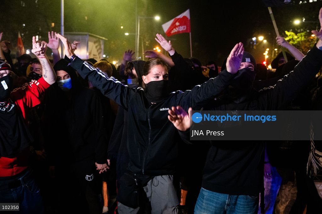 BARCELONA, SPAIN, OCTOBER 5, 2026: Demonstrators clash with riot police in central Barcelona following a mass protest over the city’s housing crisis. Groups threw objects at officers and set up burning barricades after the main demonstration ended, prompting Mossos d’Esquadra riot police to charge and disperse crowds around Passeig de Gracia, Placa de Catalunya and nearby streets. Around 20,000 people attended the earlier housing demonstration according to Barcelona police, while organizers estimated 120,000, calling for action over rising rents, evictions and housing affordability. Photo by Marc Asensio Clupés / JNA Press (Photo by Marc Asensio Clupes/JNA Press via Nexpher Images)