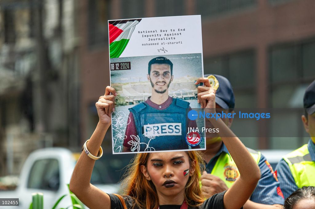 PASAY CITY, PHILIPPINES, OCTOBER 7, 2026: Pro-Palestinian activists and progressive groups march toward the United States Embassy in Manila in solidarity with Palestinians and to protest US military support for Israel on the third anniversary of the October 7, 2023 attacks and the start of the ensuing Gaza war. Demonstrators criticized continued US arms support for Israel and accused the Philippine government of failing to take stronger action over the war in Gaza. More than 74,000 Palestinians have been killed in Gaza since October 2023, according to Gaza health authorities. Photo by Charles Edmon (Photo by Charles Edmon S. Perez/JNA Press via Nexpher Images)