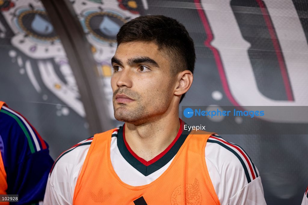Johan Vasquez #5 of Mexico looks on from the bench during the International Friendly football match between Mexico and Chile at Los Angeles Memorial Coliseum on October 6, 2026 in Pasadena, California. (Photo by Arturo Cordero / Eyepix Group) (Photo by Arturo Cordero / Eyepix Group/Eyepix via Nexpher Images)