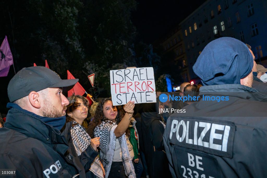 BERLIN, GERMANY, OCTOBER 7, 2026: Pro-Palestinian demonstrators march through Berlin's Kreuzberg district during a protest marking three years since the October 7 attacks and the start of the war in Gaza. The march encountered a small pro-Israel counter-demonstration along its route, with opposing groups exchanging chants. Berlin police later halted and dispersed the march before it reached its planned endpoint at Hermannplatz. Photo by Nikos Kanistras / JNA Press. (Photo by Nikos Kanistras/JNA Press via Nexpher Images)