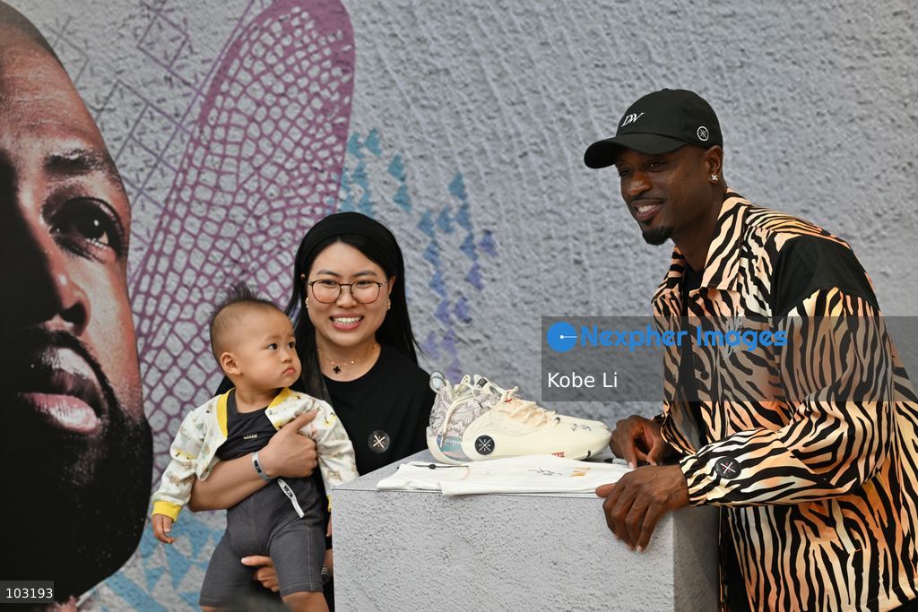 Dwyane Wade, a NBA player posing photo with fans at an event on October 8, 2026 in Hong Kong. (Photo by Kobe Li/Nexpher Images)