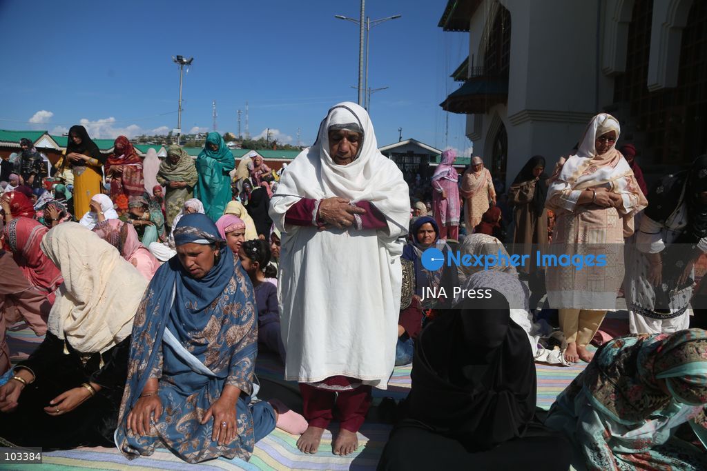 CHARAR-E-SHARIEF, KASHMIR, INDIA, OCTOBER 9, 2026: Devotees gather at the shrine of Sheikh Noor-ud-Din Noorani to offer Friday prayers during the annual Urs commemorating the revered Sufi saint in Charar-e-Sharief, in central Kashmir's Budgam district. Worshippers offered prayers and recited naats and manqabats during the religious gathering as security personnel were deployed around the shrine. Photo by Nisar Ul Haq Allaie / JNA Press. (Photo by Nisar Ul Haq Haq/JNA Press via Nexpher Images)