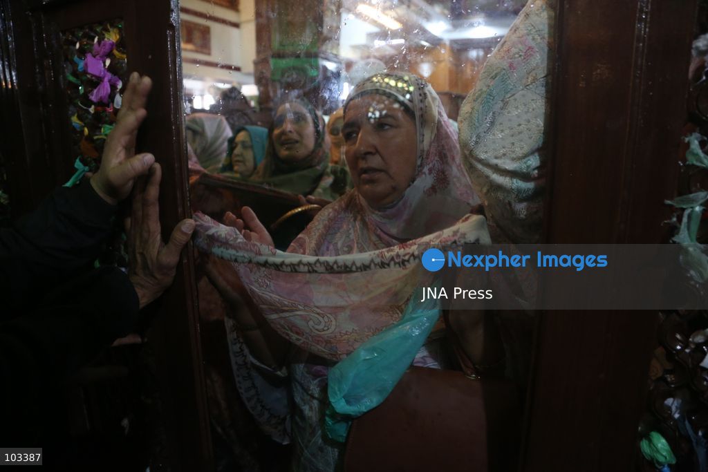 CHARAR-E-SHARIEF, KASHMIR, INDIA, OCTOBER 9, 2026: Devotees gather at the shrine of Sheikh Noor-ud-Din Noorani to offer Friday prayers during the annual Urs commemorating the revered Sufi saint in Charar-e-Sharief, in central Kashmir's Budgam district. Worshippers offered prayers and recited naats and manqabats during the religious gathering as security personnel were deployed around the shrine. Photo by Nisar Ul Haq Allaie / JNA Press. (Photo by Nisar Ul Haq Haq/JNA Press via Nexpher Images)