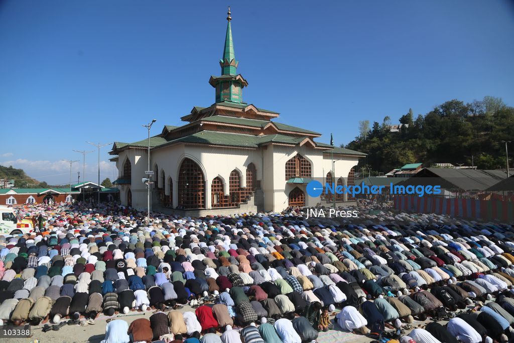 CHARAR-E-SHARIEF, KASHMIR, INDIA, OCTOBER 9, 2026: Devotees gather at the shrine of Sheikh Noor-ud-Din Noorani to offer Friday prayers during the annual Urs commemorating the revered Sufi saint in Charar-e-Sharief, in central Kashmir's Budgam district. Worshippers offered prayers and recited naats and manqabats during the religious gathering as security personnel were deployed around the shrine. Photo by Nisar Ul Haq Allaie / JNA Press. (Photo by Nisar Ul Haq Haq/JNA Press via Nexpher Images)