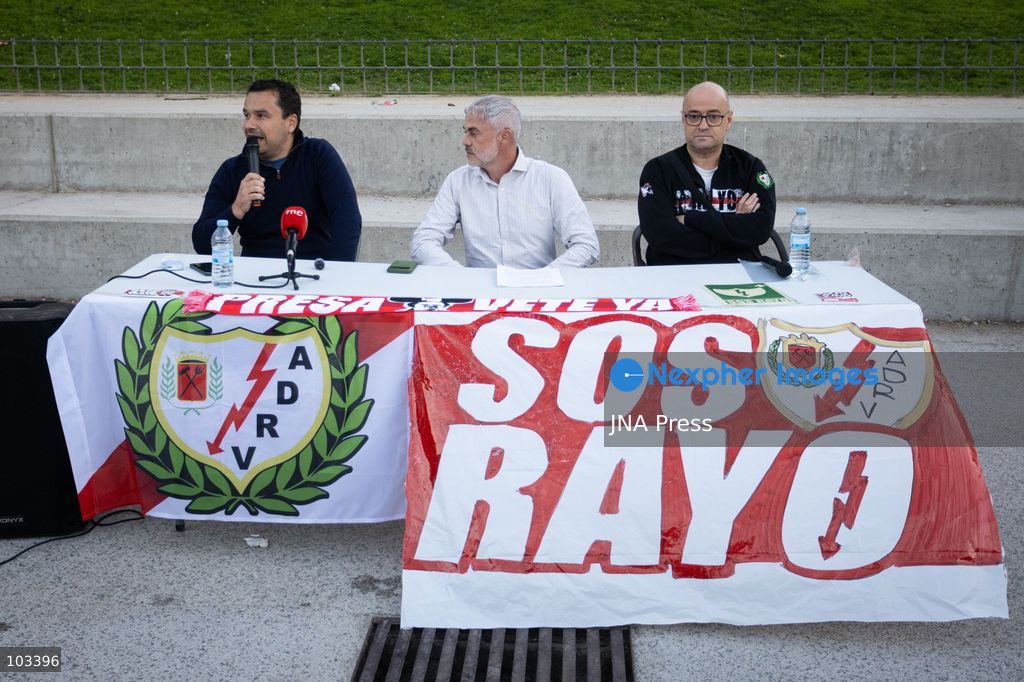 MADRID, SPAIN, OCTOBER 9, 2026: Representatives of Rayo Vallecano supporters’ groups hold a press conference at Parque Juan Jose Garcia Espartero in Madrid under the slogan “SOS Rayo – Salvemos al Rayo” (Save Rayo), raising concerns about the football club’s current situation and calling for measures to protect its future. Jota Vaquerizo and representatives of the Federacion de Penas and Plataforma ADRV participated in the event, highlighting supporters’ demands and their campaign for the club. Photo by Adrian Duran / JNA Press. (Photo by Adrián Durán Mediano/JNA Press via Nexpher Images)