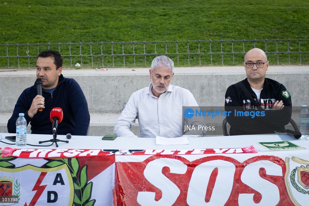 MADRID, SPAIN, OCTOBER 9, 2026: Representatives of Rayo Vallecano supporters’ groups hold a press conference at Parque Juan Jose Garcia Espartero in Madrid under the slogan “SOS Rayo – Salvemos al Rayo” (Save Rayo), raising concerns about the football club’s current situation and calling for measures to protect its future. Jota Vaquerizo and representatives of the Federacion de Penas and Plataforma ADRV participated in the event, highlighting supporters’ demands and their campaign for the club. Photo by Adrian Duran / JNA Press. (Photo by Adrián Durán Mediano/JNA Press via Nexpher Images)