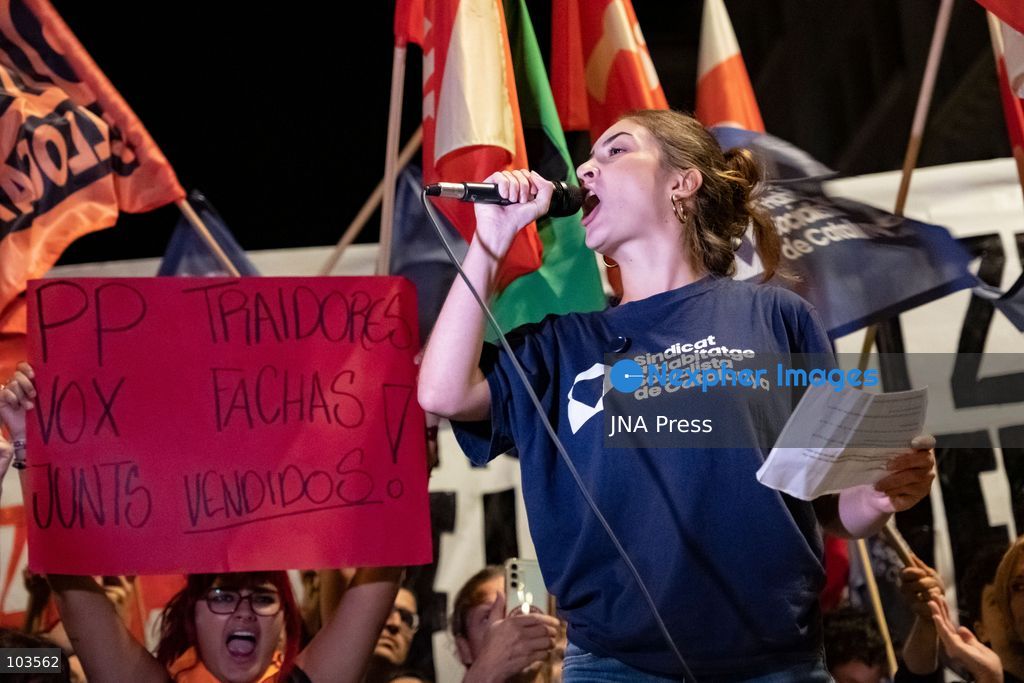 BARCELONA, SPAIN, OCTOBER 9, 2026: Thousands of housing rights protesters march through central Barcelona demanding stronger protections against evictions and calling for a general strike on November 11. The demonstration, organized by housing unions and activist groups, drew approximately 3,000 participants according to local police, while organizers estimated 15,000. Demonstrators observed a minute of silence in memory of Maricarmen Abascal, an 87-year-old woman who died following her eviction in Madrid, and Olga Matute and Javier, who died by suicide after being evicted in L'Hospitalet de Llobregat. The march began at Placa Universitat and continued through the city center. Photo by Miguel Galmés / JNA Press. (Photo by Miguel Galmés/JNA Press via Nexpher Images)