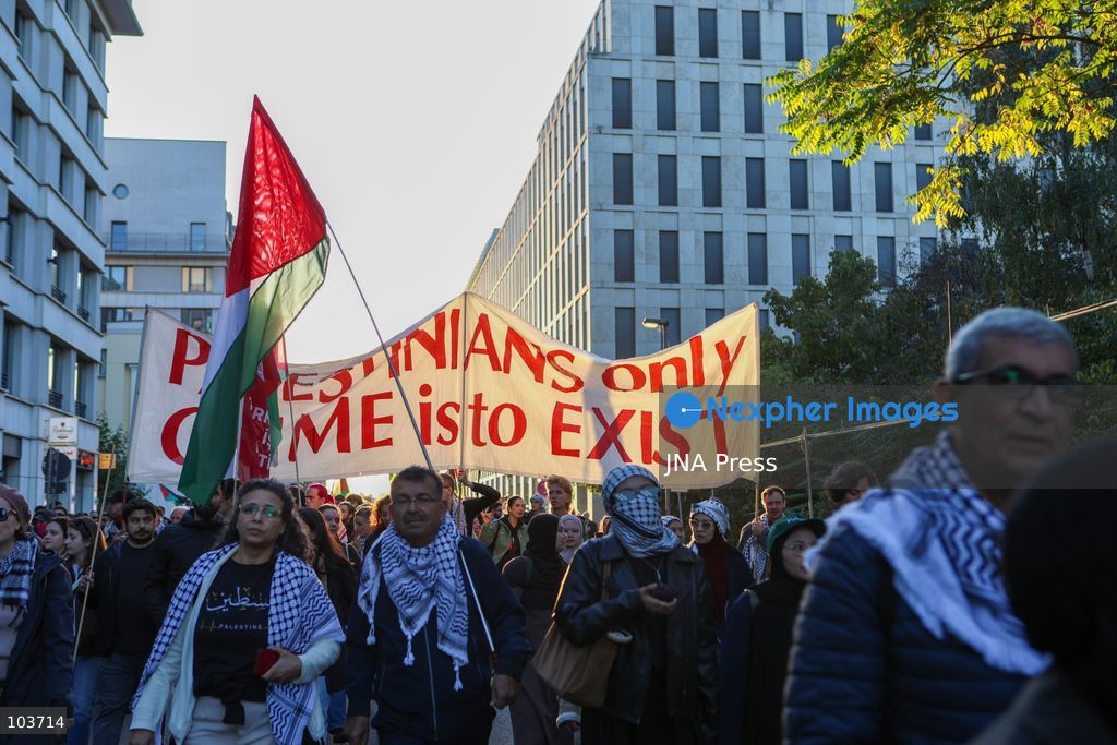 BERLIN, GERMANY, OCTOBER 10, 2026: Thousands of demonstrators take part in the United4Palestine rally under the slogan “No Peace on Stolen Land” in Berlin. Police estimated that around 3,500 people participated in the demonstration, which took place amid extensive security measures and a large police presence. Pro-Israeli counter-protests were also held nearby, with participants expressing opposing views on the Israeli-Palestinian conflict. Photo by Maria Castro / JNA Press. (Photo by Maria Castro/JNA Press via Nexpher Images)