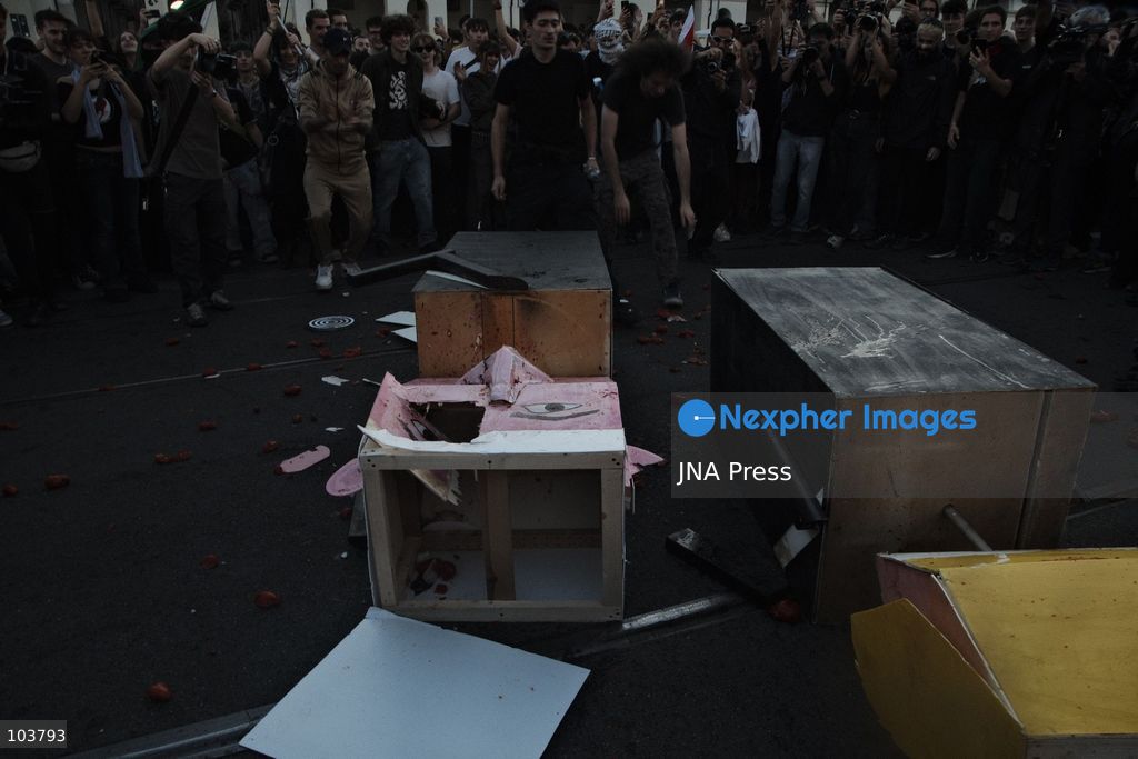 TURIN, ITALY, OCTOBER 10, 2026: Thousands of pro-Palestinian demonstrators march through Turin during a protest organized by the Torino per Gaza coalition. Tensions erupted near Piazza Castello when police blocked access to the square, leading to clashes between demonstrators and riot police before some protesters were allowed to enter. Participants carried Palestinian flags and displayed effigies of Israeli Prime Minister Benjamin Netanyahu and US President Donald Trump as they marched through the city in support of Palestine. Photo by Julian Nelaj / JNA Press. (Photo by Julian Nelaj/JNA Press via Nexpher Images)