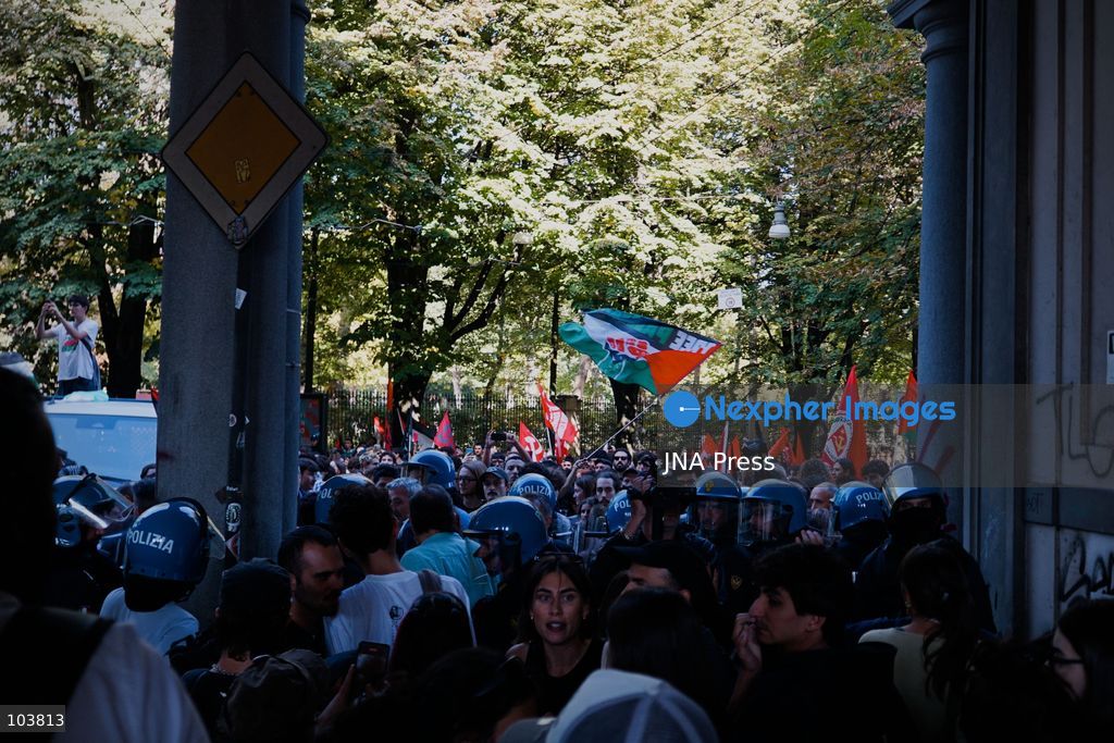 TURIN, ITALY, OCTOBER 10, 2026: Thousands of pro-Palestinian demonstrators march through central Turin during a regional protest organized by Torino per Gaza, as demonstrations take place across Italy in solidarity with Palestinians. Tensions erupted near Piazza Castello when protesters attempted to cross a police cordon, leading to brief confrontations before the march continued through the city. Demonstrators carried Palestinian flags and large effigies depicting US President Donald Trump and Israeli Prime Minister Benjamin Netanyahu. Toward the end of the demonstration, protesters threw tomatoes at the effigies before setting them on fire. Chiara Antenucci (Photo by Chiara Antenucci/JNA Press via Nexpher Images)