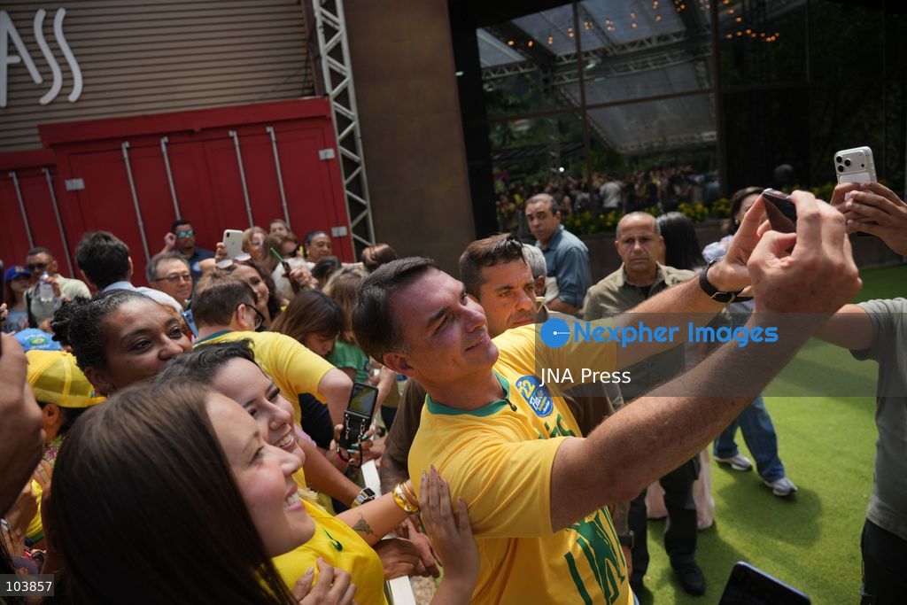 RIO DE JANEIRO, BRAZIL, OCTOBER 10, 2026: Brazilian presidential candidate Flavio Bolsonaro addresses female supporters during a campaign event in Rio de Janeiro ahead of the October 25 presidential runoff election against incumbent President Luiz Inacio Lula da Silva. Bolsonaro met with women leaders and supporters to discuss women's participation in politics, family support and social inclusion policies, including assistance for mothers and families of children with special needs. The event formed part of his campaign efforts to mobilize voters ahead of the second round. Photo by Mariana Greif / JNA Press. (Photo by Mariana Greif/JNA Press via Nexpher Images)