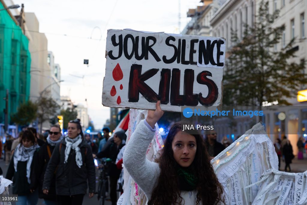 BERLIN, GERMANY, OCTOBER 10, 2026: Pro-Palestinian demonstrators march through Berlin calling for Palestinian rights and an end to the Israeli occupation. Supporters of Israel were also present as the demonstration moved through the German capital. Photo by Somaya Abdelrahman / JNA Press. (Photo by Somaya Abdelrahman/JNA Press via Nexpher Images)