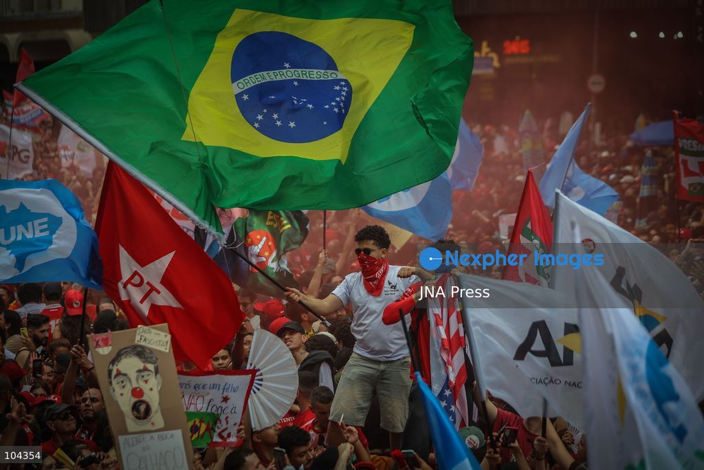 SAO PAULO, BRAZIL, OCTOBER 11, 2026: Students and supporters of Brazilian President Luiz Inacio Lula da Silva demonstrate on Avenida Paulista in Sao Paulo against presidential candidate Flavio Bolsonaro and in support of Lula's re-election. The rally comes ahead of the presidential runoff between Lula and Bolsonaro scheduled for October 25. Photo by Felioe Iruata / JNA Press. (Photo by Felipe iruatã/JNA Press via Nexpher Images)