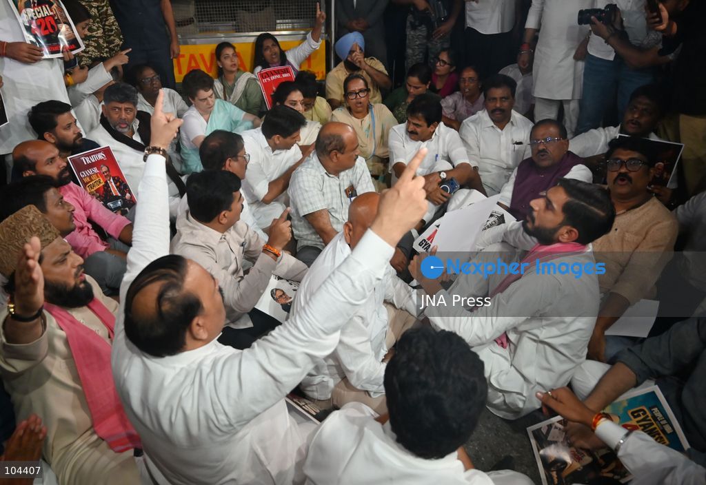 NEW DELHI, INDIA, OCTOBER 9, 2026: Indian opposition leader Rahul Gandhi leads lawmakers from the INDIA bloc in a march from Parliament towards Rashtrapati Bhavan in New Delhi. The opposition delegation sought to meet President Droupadi Murmu to raise concerns over the functioning of the Election Commission of India. Photo by Vishal Kapoor / JNA Press. (Photo by Vishal Kapoor/JNA Press via Nexpher Images)