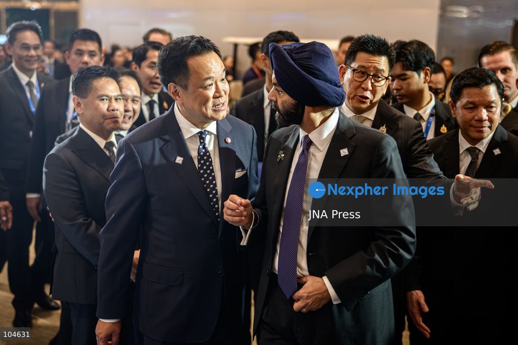 BANGKOK, THAILAND - OCTOBER 12, 2026: Thailand’s Prime Minister Anutin Charnvirakul (L) speaks with World Bank Group President Ajay Banga (R) during the 2026 Annual Meetings of the International Monetary Fund and the World Bank Group in Bangkok. Photo by Watsawat Koktabtim / JNA Press. (Photo by Watsawat "James" Koktabtim/JNA Press via Nexpher Images)