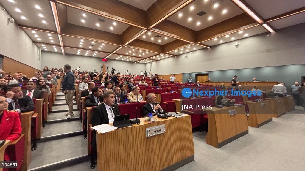 IZMIR, TURKIYE, OCTOBER 12, 2026: Council members gather at the Izmir Metropolitan Municipality council chamber in Kulturpark. The session is postponed until October 15 after a boycott by New Party and Republican People's Party (CHP) councillors leaves the council without a quorum. The boycott protests Mayor Cemil Tugay's move to the ruling Justice and Development Party (AKP). Photo by Turgay Kilic / JNA Press. (Photo by Turgay Kilic/JNA Press via Nexpher Images)