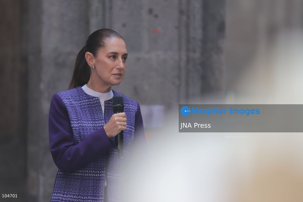 MEXICO CITY, MEXICO, OCTOBER 12, 2026: Mexican President Claudia Sheinbaum meets representatives of Indigenous and Afro-Mexican peoples and communities at the National Palace in Mexico City during commemorations marking October 12. The event includes discussions on their rights and a consultation on proposed legislation concerning Indigenous and Afro-Mexican peoples. Photo by Carlos Santiago / JNA Press. (Photo by Carlos Santiago/JNA Press via Nexpher Images)