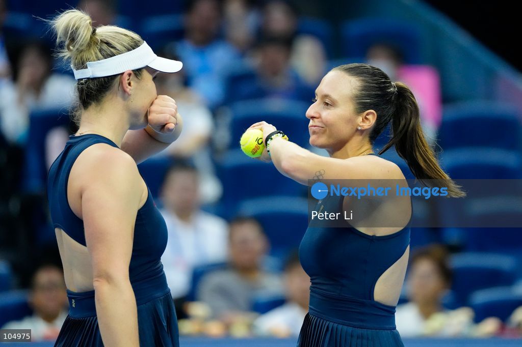 Gabriela Dabrowski of Canada and Luisa Stefani of Brazil defeated Zhang Shuai of China and Katerina Siniakova of the Czech Republic 2-0 in the women's doubles final at the Diamond Court of the National Tennis Center in Beijing, China, on October 11, 2026. Stefani (R) and Dabrowski are seen discussing their serving tactics. (Photo by Peter Li/Nexpher Images)