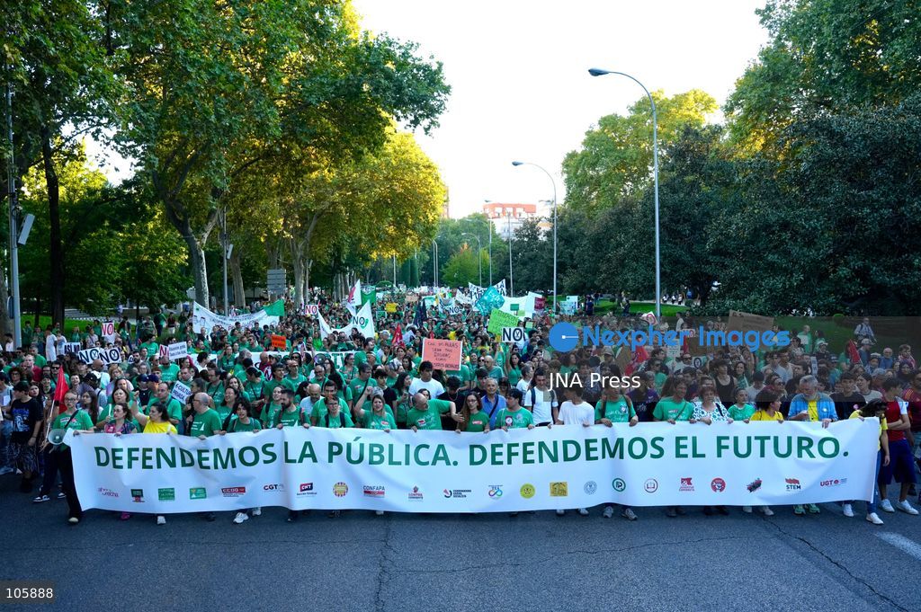 MADRID, SPAIN, OCTOBER 14, 2026: Teachers and students march through Madrid demanding better funding and improved conditions in public education. The demonstration takes place on the first day of an indefinite strike by non-university teachers across the Madrid region, with university staff and students joining a one-day solidarity stoppage. Photo by Mario Moron / JNA Press. (Photo by Mario Morón/JNA Press via Nexpher Images)