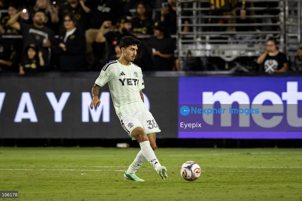 Ervin Torres #38 of Austin FC passes the ball during the matchday 30 of Major League Soccer between Los Angeles Football Club and Austin FC at BMO Stadium on October 14, 2026 in Los Angeles, California. (Photo by Arturo Cordero / Eyepix Group) (Photo by Arturo Cordero / Eyepix Group/Eyepix via Nexpher Images)