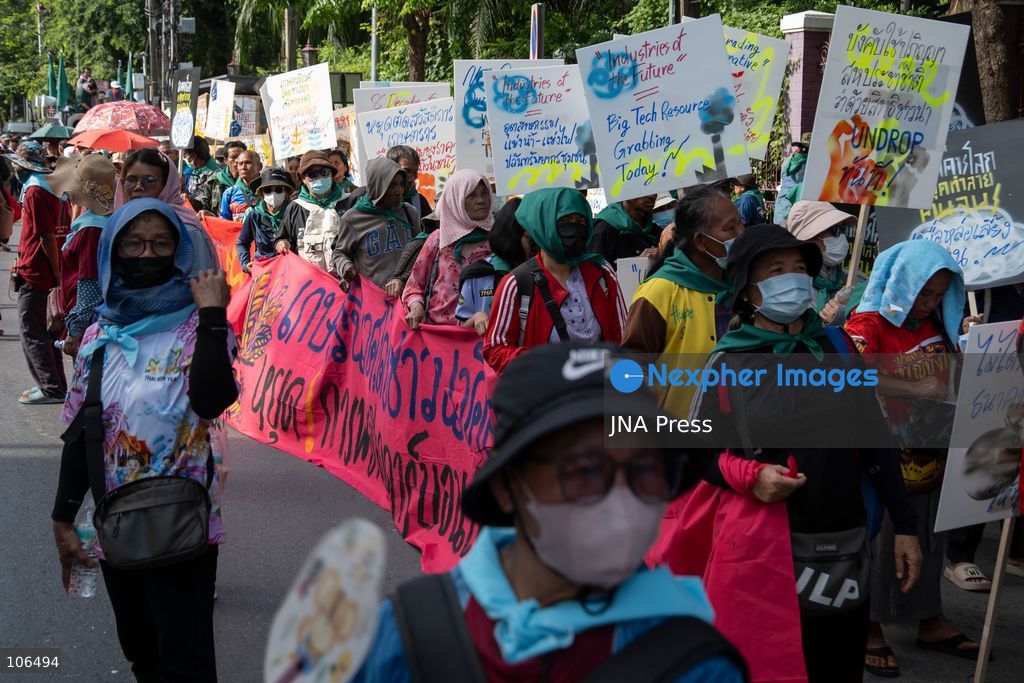 BANGKOK, THAILAND, OCTOBER 16, 2026: Members of the Assembly of the Poor and allied networks march towards the Queen Sirikit National Convention Center during the annual meetings of the International Monetary Fund (IMF) and the World Bank Group. Demonstrators call for debt relief, food sovereignty and greater public participation in economic policymaking. Photo by Panawat Seangsotg / JNA Press. (Photo by Panawat Seangsotg/JNA Press via Nexpher Images)